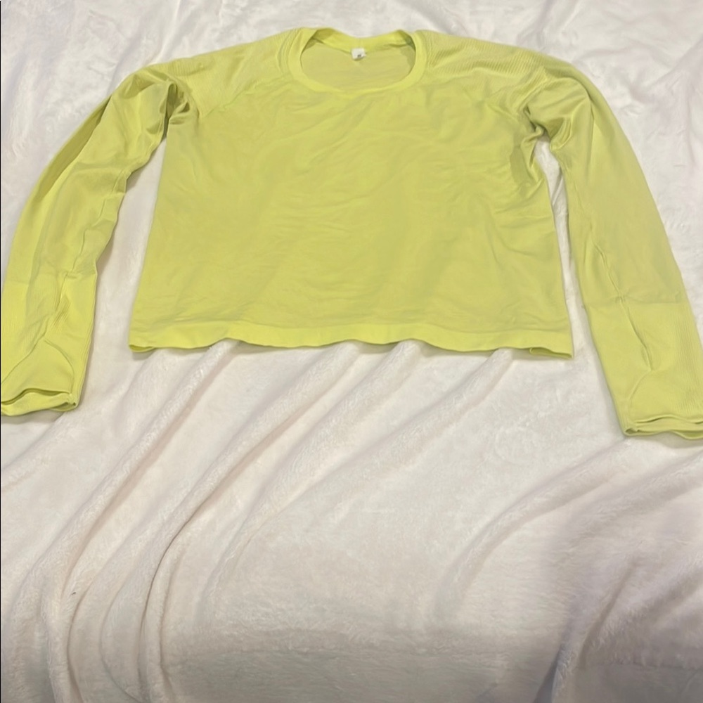 Lululemon Athletica swiftly cropped Yellow Long Sleeve Top